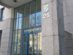 Finanzamt 1